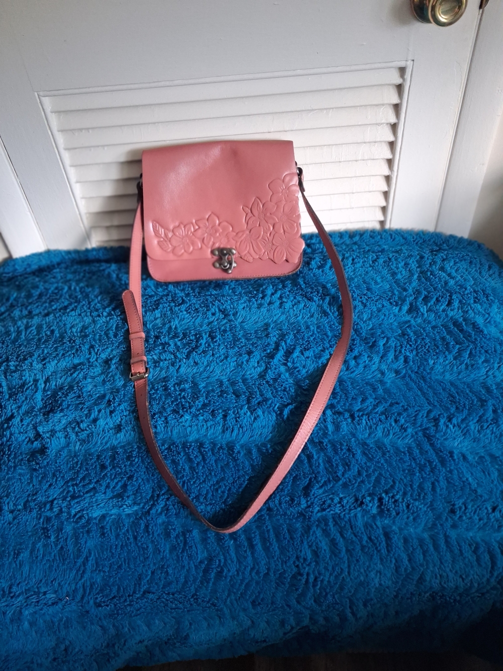 Patricia Nash Pink Floral Embossed Crossbody Bag